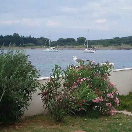 Azur Apartman *